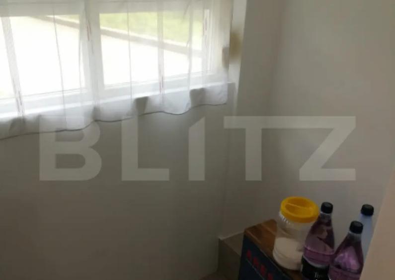 Apartament de vanzare, 40 mp, zona Micro 15 - 8