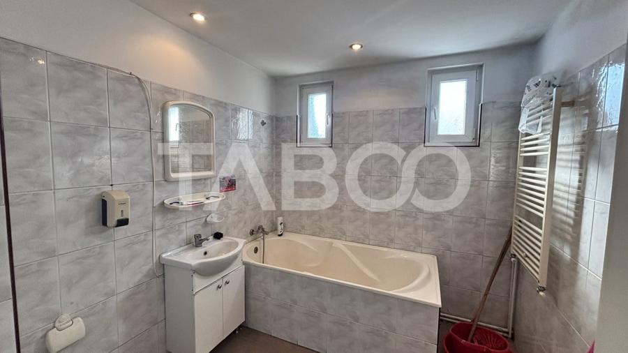 Spatiu birouri 3 balcoane si o terasa in Sibiu 120 mp zona Centrala - 9