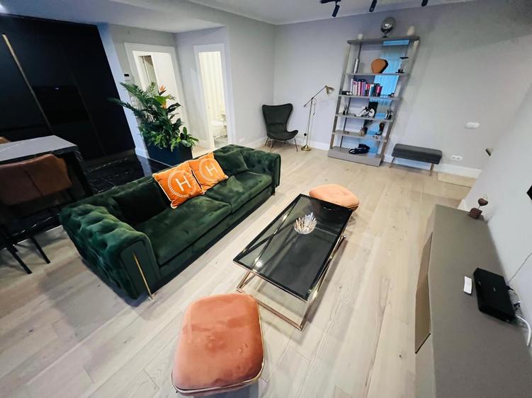 Inchiriere Apartament 4 Camere Bloc cu /Piscina/Loc de Joaca/ Sala Fitness - 1