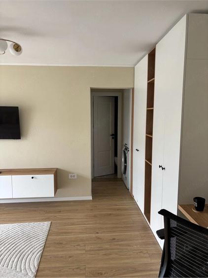 Inchiriez apartament 2 camere - 3