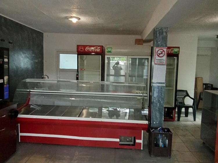 Inchiriez spa?iu magazin de 42 metri patra?i str Fermierului Nr 327 - 4