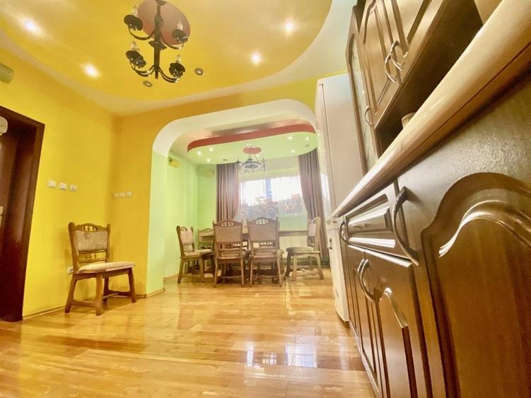 Urgent/Vânzare Casa/Vila, 4+ camere, teren 346 mp,  Targoviste, zona Micro 4 - 10