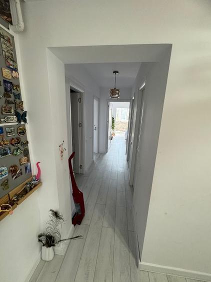 tomis nord-penny ..3 camere decomandat - 8