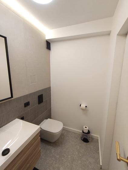 Piata Romana-apartament cu 3camere-bun gust si eleganta - 25