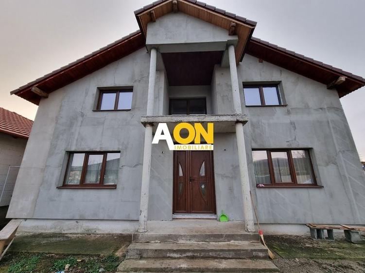 Casa Individuala 6 Camere, Zona Barabant - 1