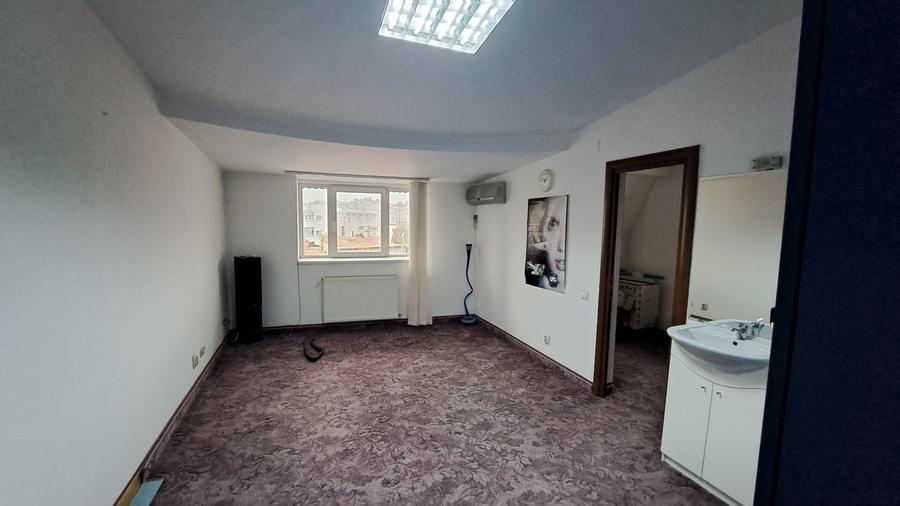 BUSINESS LA CHEIE IN VILA RENOVATA - CLINICA STOMATOLOGICA - 49