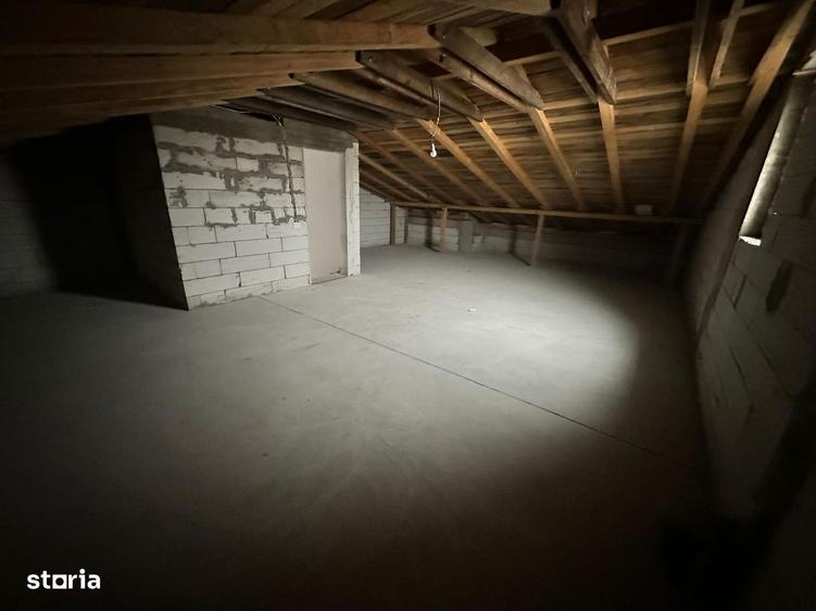 CASA TIP DUPLEX, 4 CAMERE, TOATE UTILITATILE, TEREN 245 MP, COMIS 0% - 2