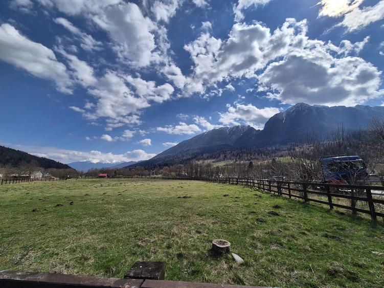 Teren superb intravilan 1200 mp, Plaiul Foii, vedere la munte - 1