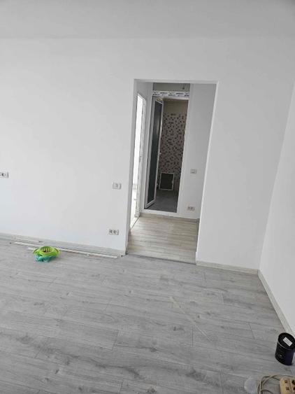 Vand apartament Campulung Muscel zona Grui etaj 3 - 6