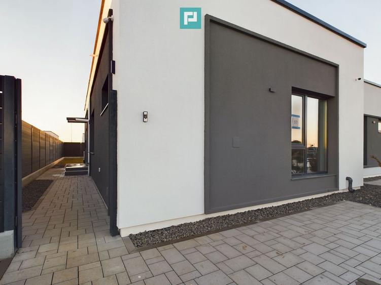 Duplex modern, pe parter, amplasat intr-o zona lini?ti... - 2