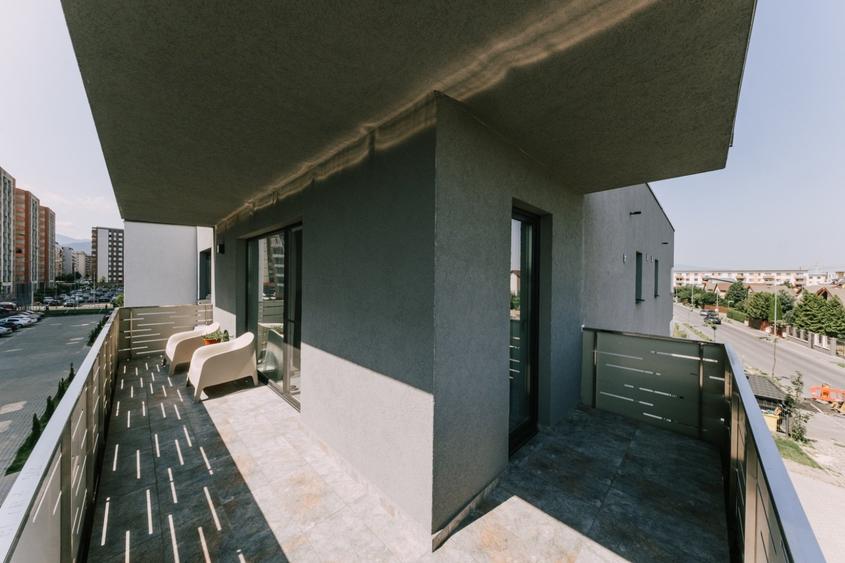 De vânzare un apartament  cu 3 camere în Brasov , zona Tractorul - 28