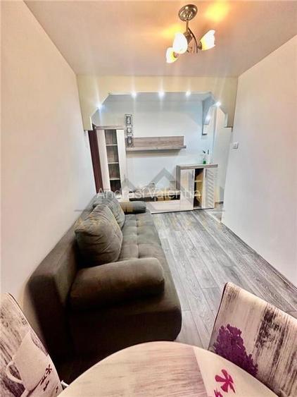 Apartament 2 camere, Et.2, 30 mp - Zona Sagului Apartament 2 camere, Et.2, 30 mp - Zona Sagului