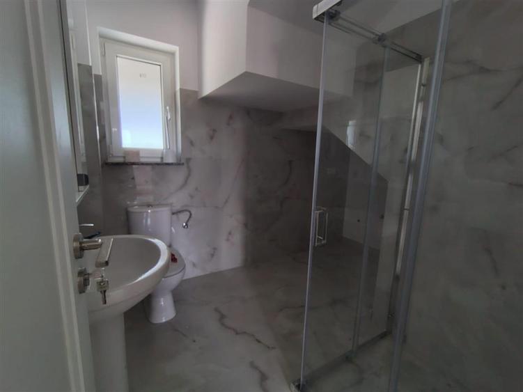 Casa tip duplex, Ipotesti, C-5581 - 7