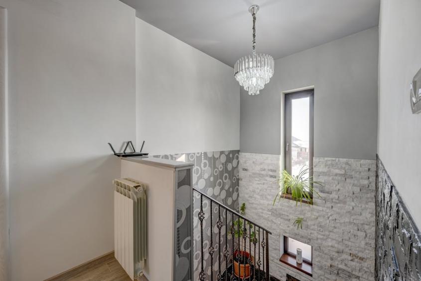 BERCENI – FLUTURILOR  – CASA 5 CAMERE, 155 MP TOTAL, LOT 320 MP! - 9