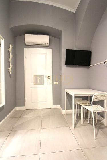 Ultracentral/pietonala, renovat modern; UNIRII - 2