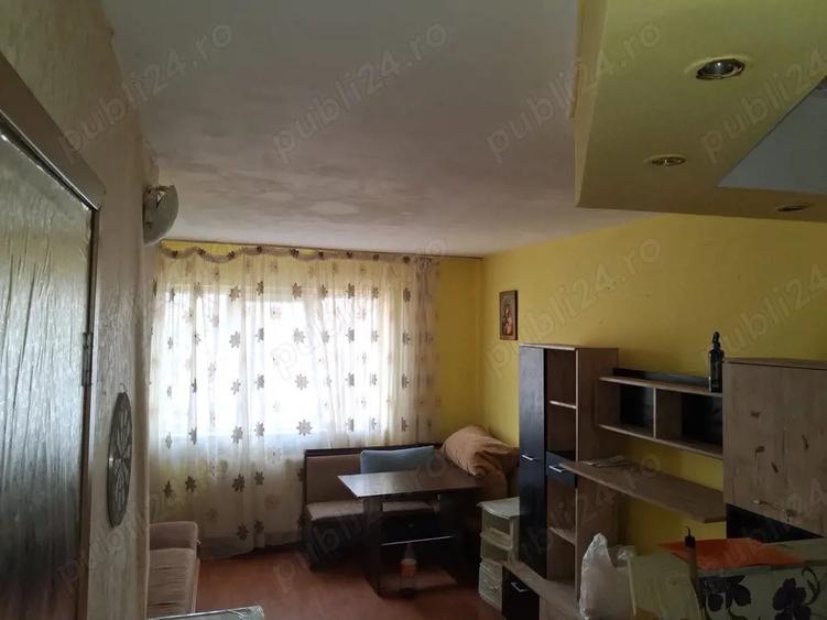 Inchiriez garsoniera - 1