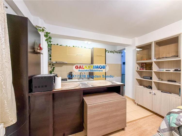 Apartament cu 3 camere de vanzare in Militari Residence - Rezervelor - 1