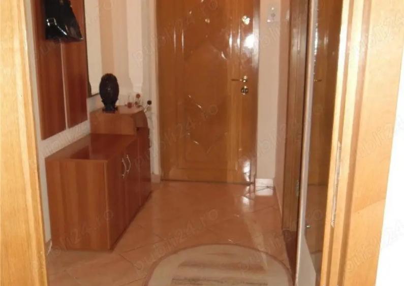 Inchiriez apartament 3 camere Stadion - 4