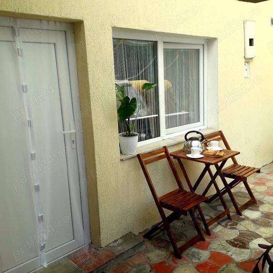 P.F. inchiriez apartament 1 camera in centru, langa Turnul pompierilor, parter, la curte comuna - 6