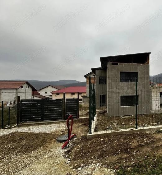 Propietar vand casa noua Bocsa - 1