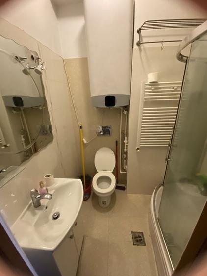 De Inchiriat Garsoniera Decomandata Dacia - Romana - 3