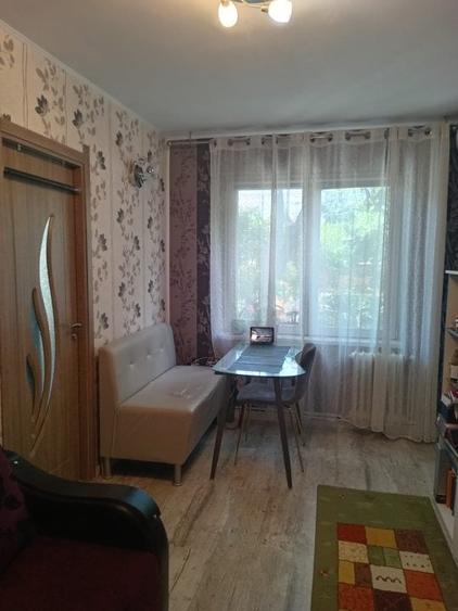 Apartament cu 2 camere, etajul 2/4, zona Tatarasi - 1