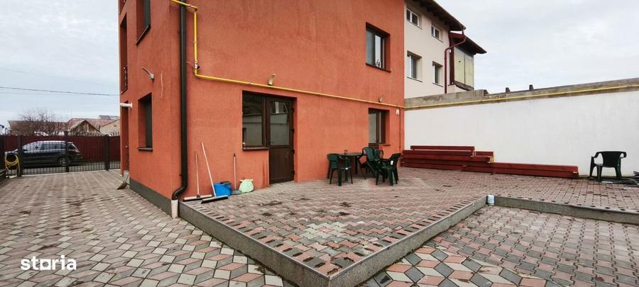 De inchiriat casa cu 6 camere in Cristesti - 1