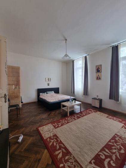 Apartament în vilă istorică - 4 Camere - Curte Generoasă - 3