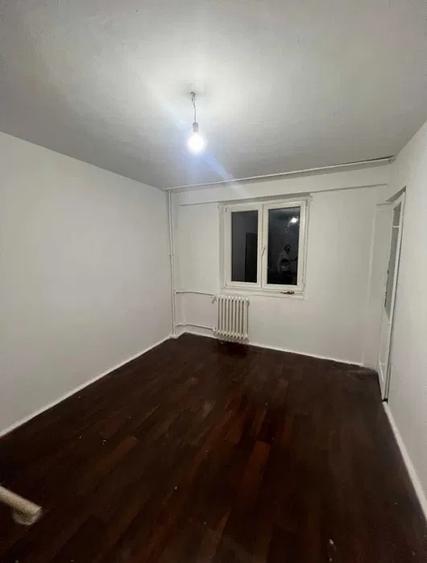 Sector 5 Apartament 3 camere 48 mp utili - 1