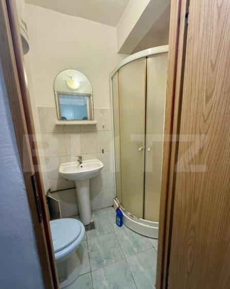 Garsoniera in zona Triaj ideala pentru locuit sau in - 6