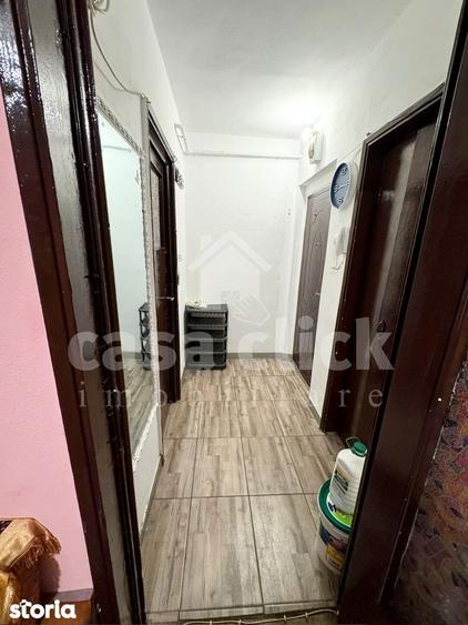 Etaj 1, bloc fara risc seismic 2 camere ?iglina 1 - 1