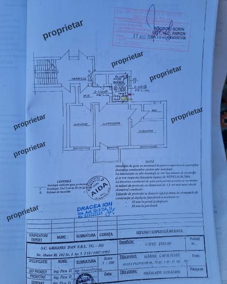 PROPRIETAR centr. proprie Ap. 3 cam, semi-dec, Ale Plopilor Nr. 28, loc. exacta - 10