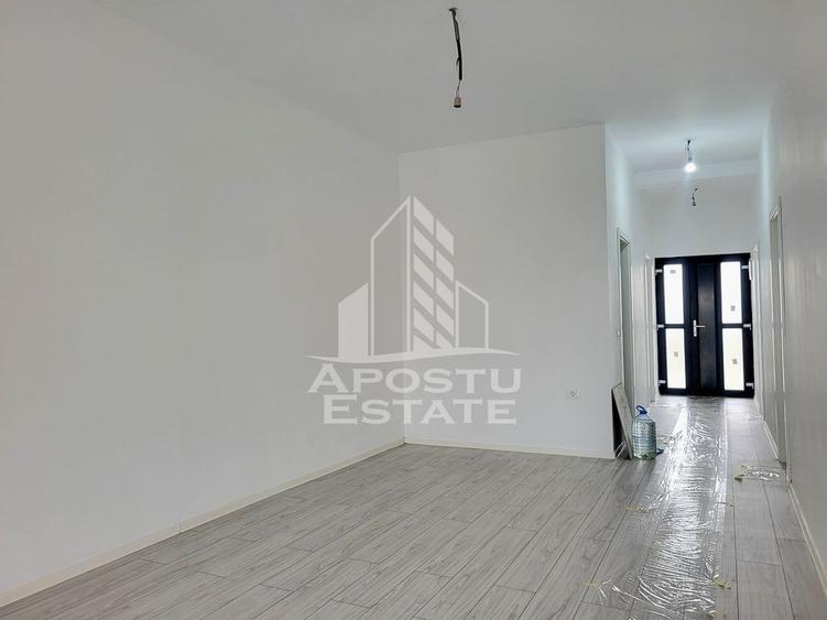1/2 Duplex pe parter, cu 3 camere si 2 bai, Sag - 2