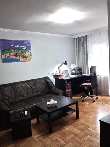 Apartament decomandat 3/8, Calea Mosilor - 1