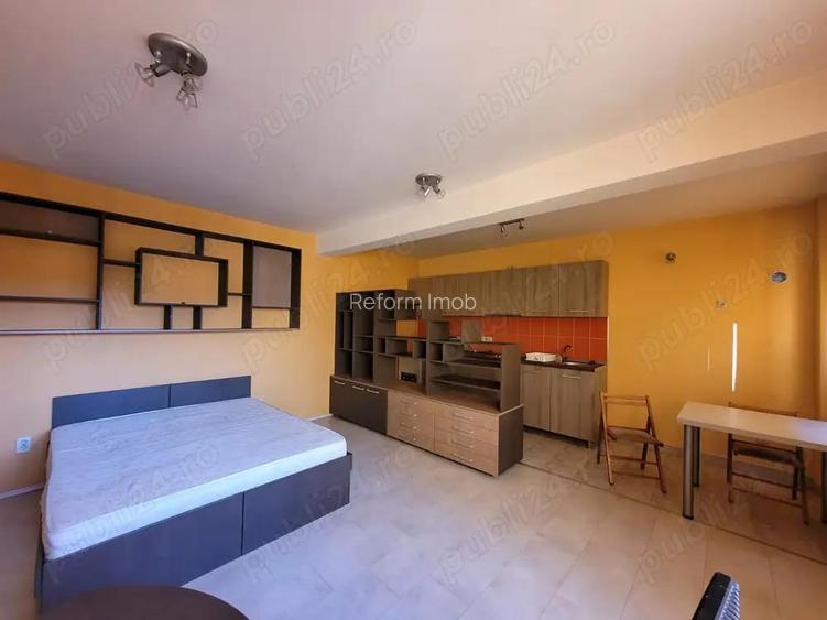 De inchiriat apartament cu o camera in zona semicentrala De inchiriat apartament cu o camera in zona semicentrala