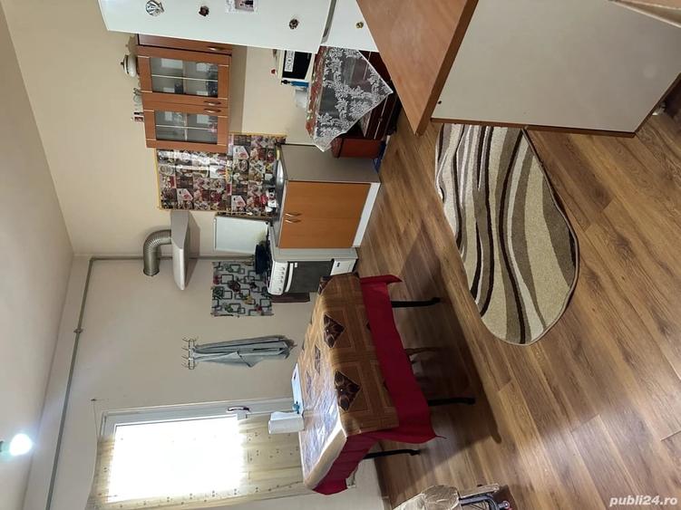 Casă cu 4 camere cu Teren 1480 Mp în Central