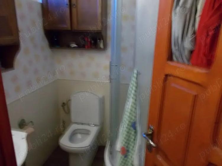 Casă cu 4 camere în Ghirodei