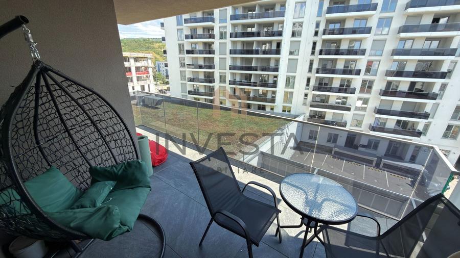 Apartament cu 2 camere semidecomandat, mobilat în Iris