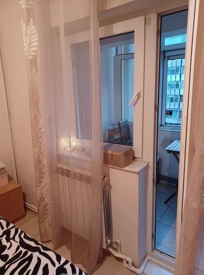Apartament cu 3 camere decomandat în Gară