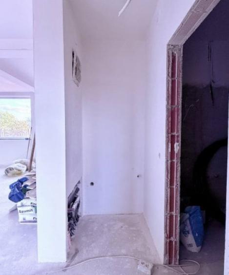 Casă cu 2 camere cu Teren 280 Mp în Sânandrei