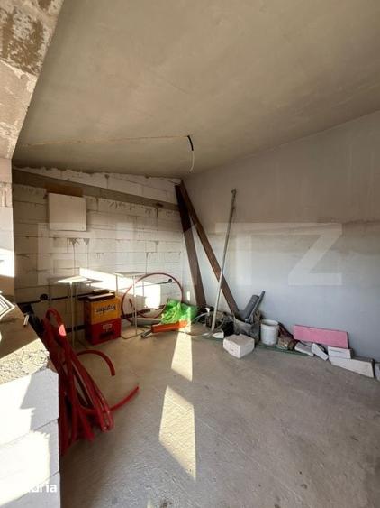Casă cu Teren 800 Mp în Dumitra