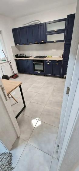 Casă cu 4 camere cu Teren 400 Mp în Valea Adâncă