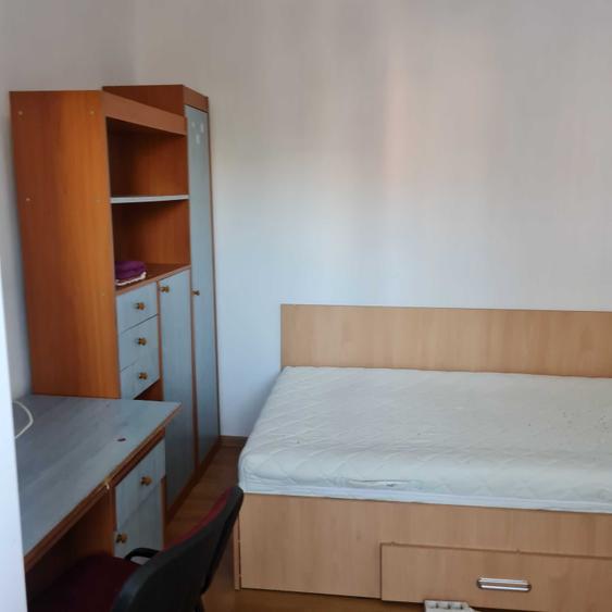 Apartament cu 2 camere nedecomandat în Central