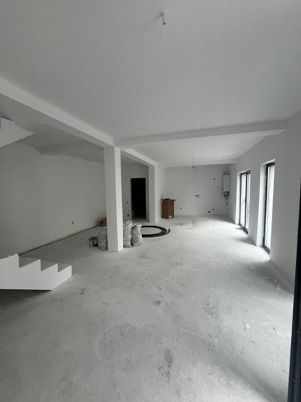 Casa tip duplex moderna, terase panoramice, in zona rezid - 2