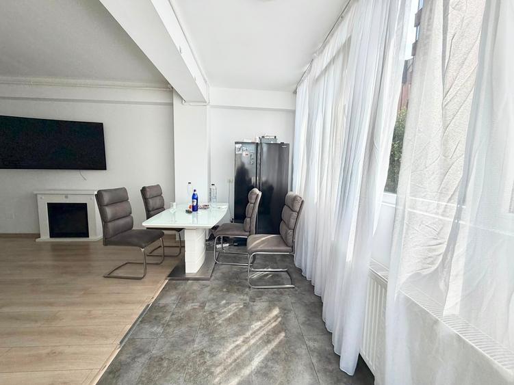 Apartament cu 3 camere decomandat în Chiajna
