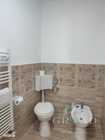 Spațiu comercial, de 90 mp, în Central