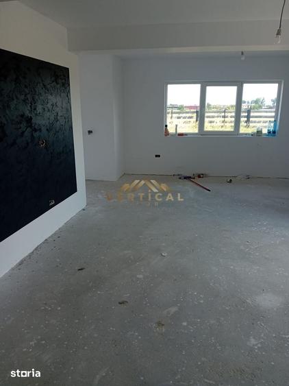 Casă cu 3 camere cu Teren 383 Mp în Vidra
