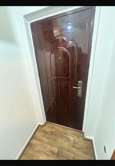 Apartament cu 2 camere semidecomandat în Libertății