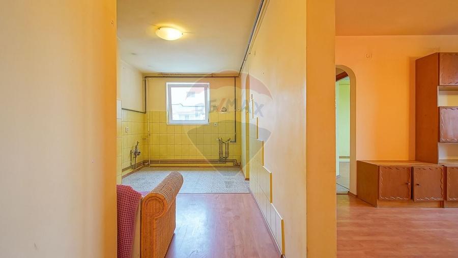 Apartament cu 3 camere circular în Astra
