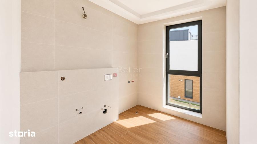 Casă cu 4 camere cu Teren 537 Mp în Central